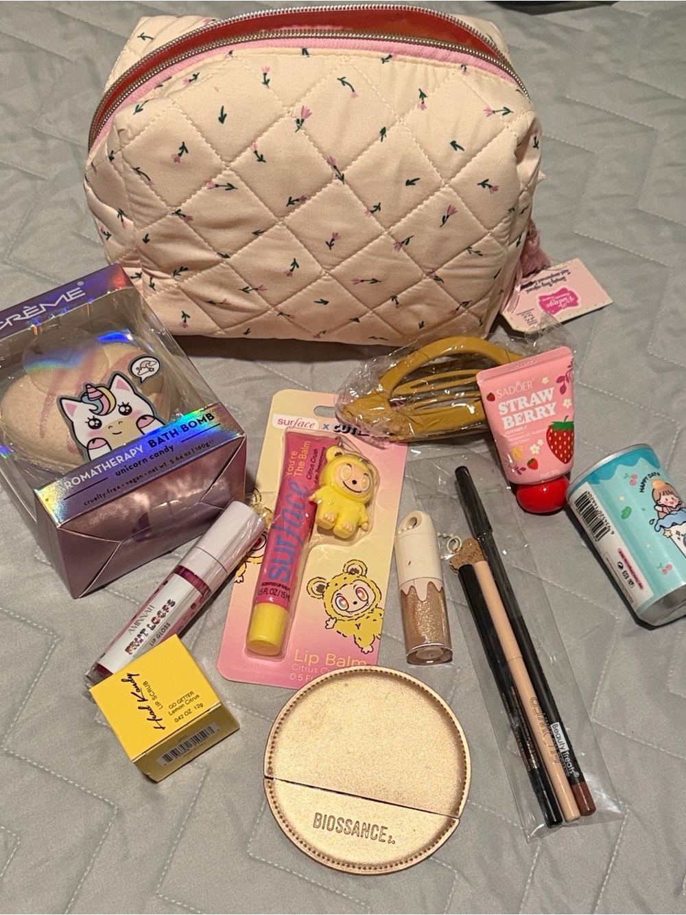 NWT Quilted Pink Cosmetic Pouch with Assorted Makeup & Skincare